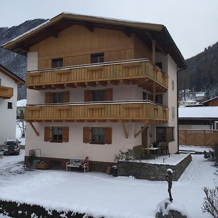 Haus-Nummer 355 Bei Renate & Roland Pfunds Kültér fotó