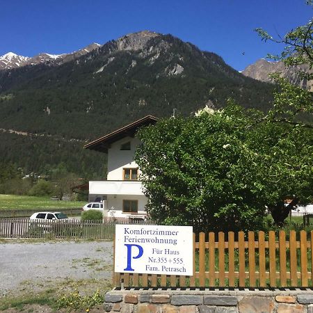 Haus-Nummer 355 Bei Renate & Roland Pfunds Kültér fotó