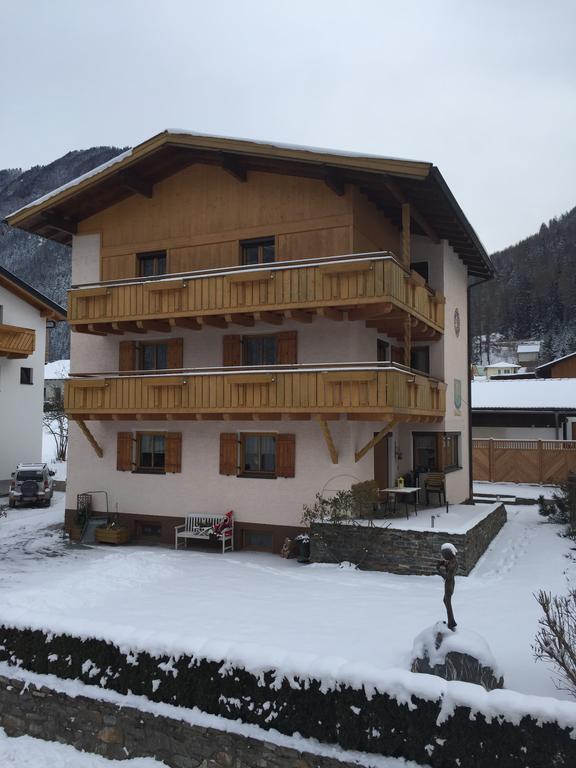 Haus-Nummer 355 Bei Renate & Roland Pfunds Kültér fotó
